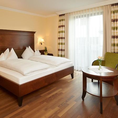 Hotel Zur Post Kötzting Exteriör bild
