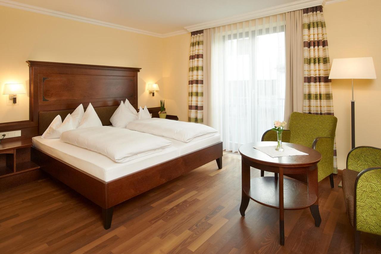 Hotel Zur Post Kötzting Exteriör bild