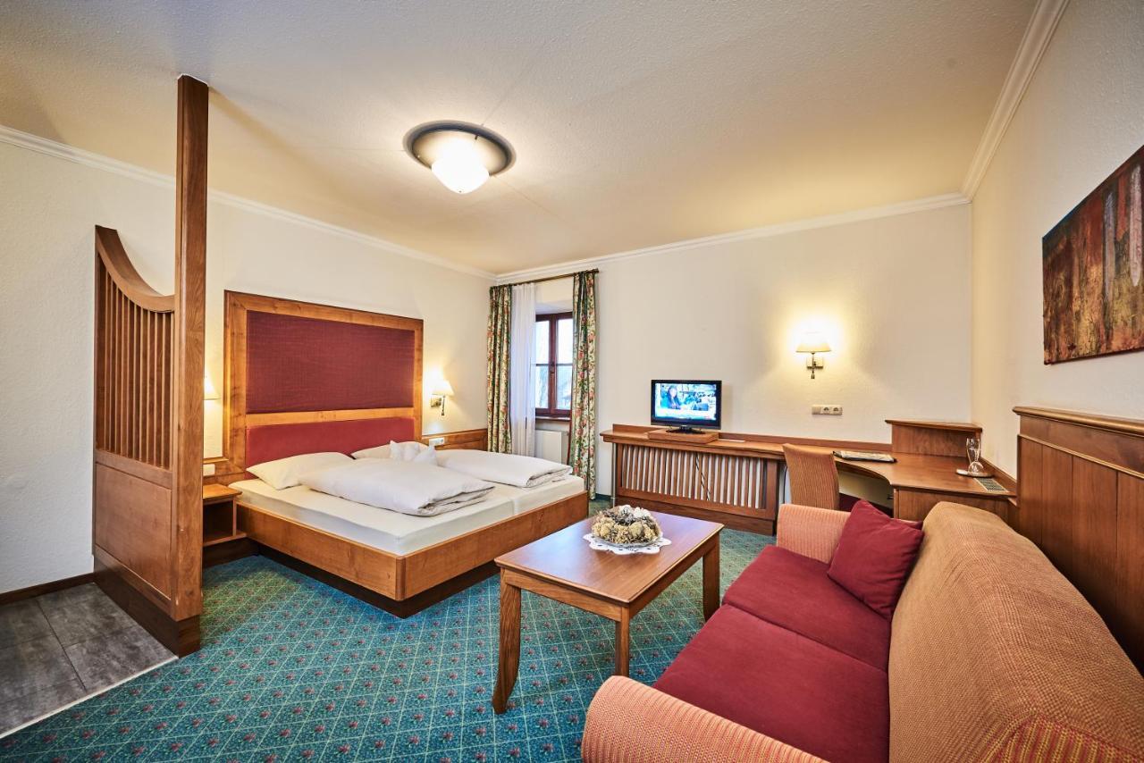 Hotel Zur Post Kötzting Exteriör bild