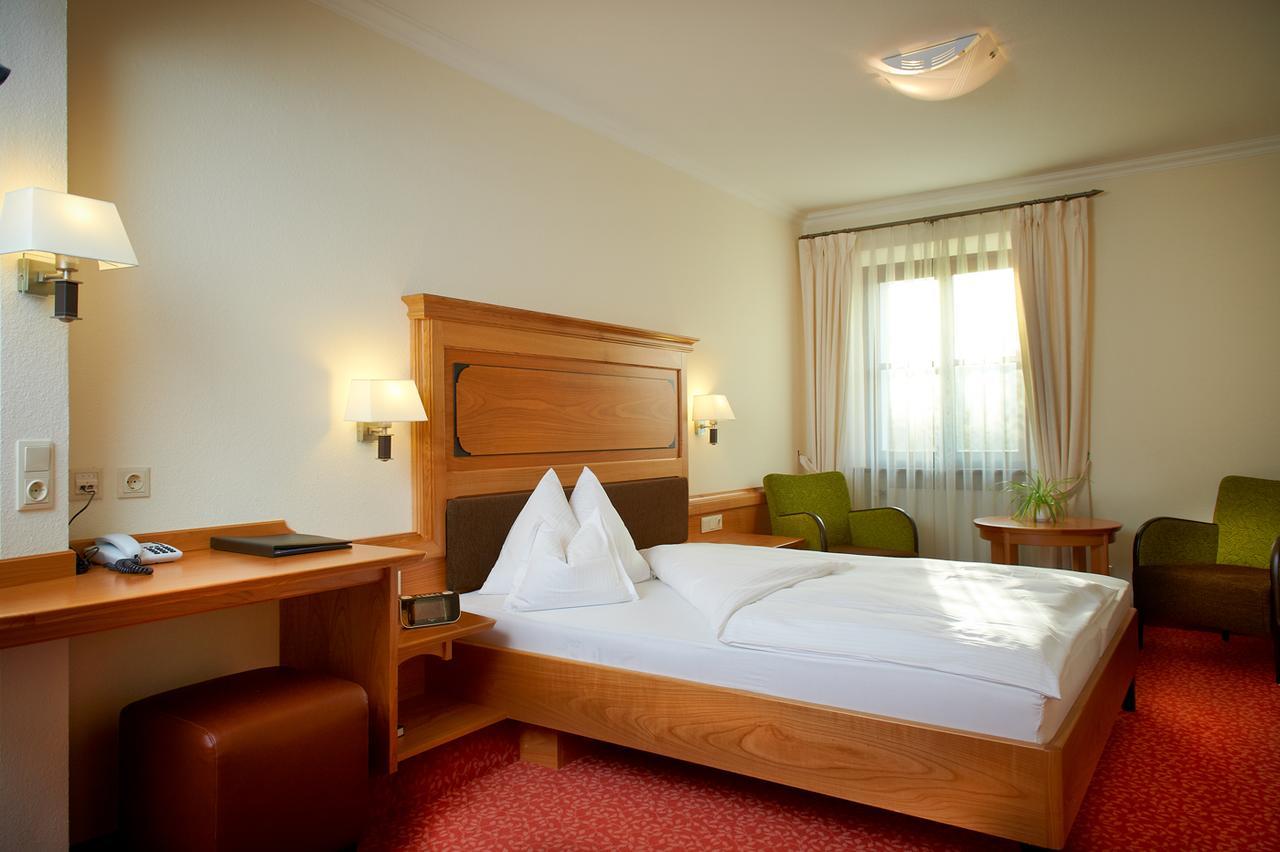 Hotel Zur Post Kötzting Exteriör bild
